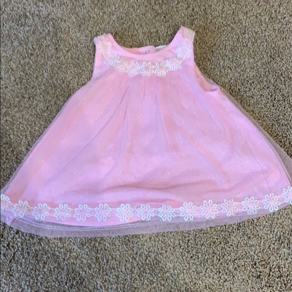 3 T sleeves sparkle dress. Pink with white flowers